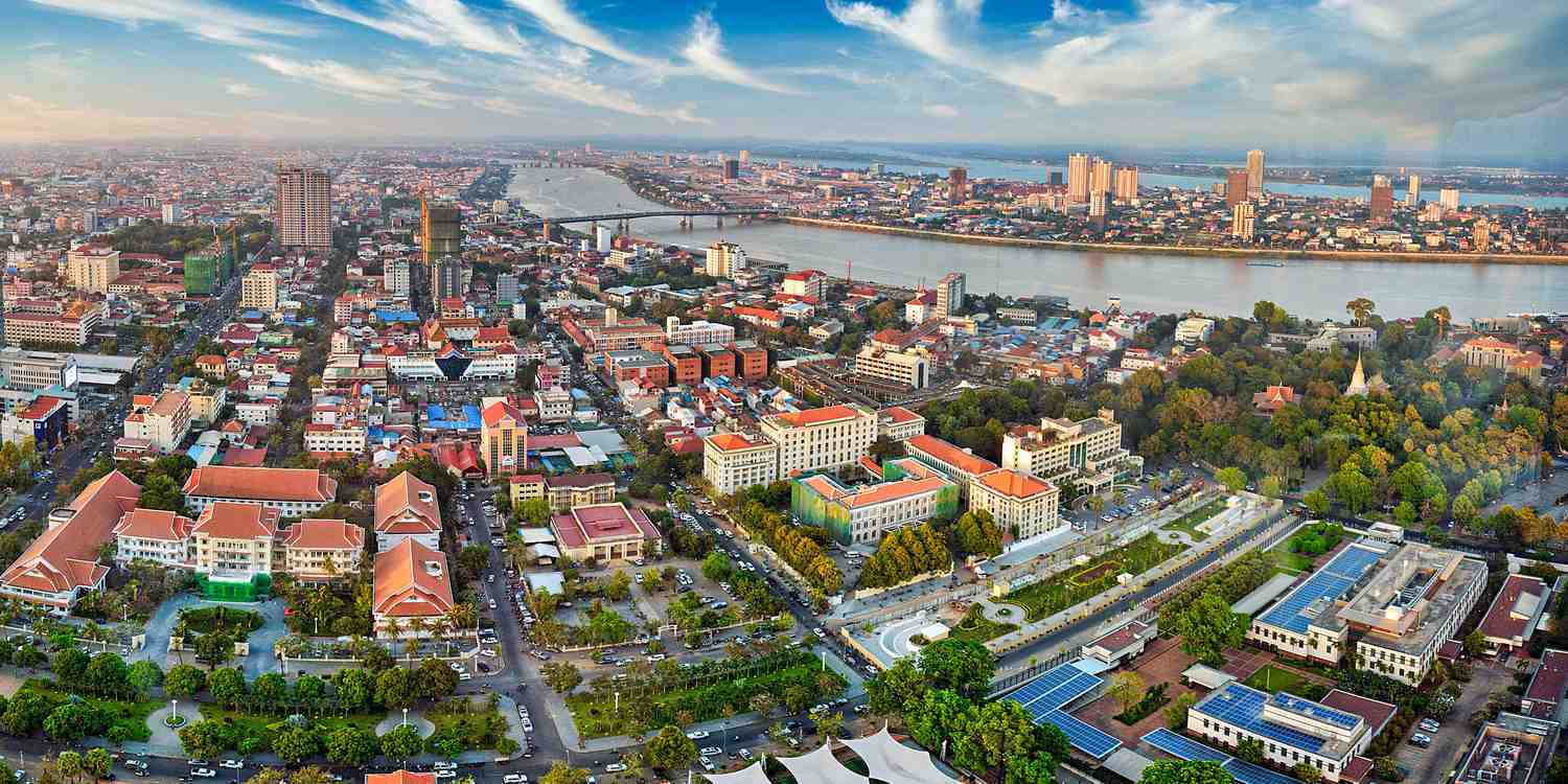 Background image of Phnom Penh