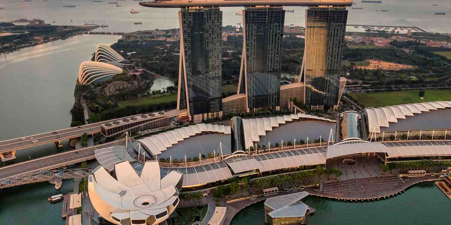 Background image of Singapore